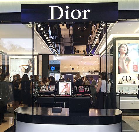 dior makati city.